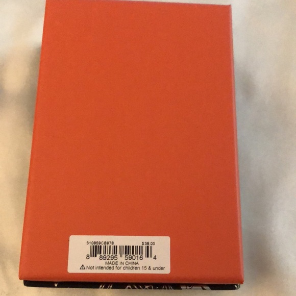 Betsey Johnson Ghost, Vampire Lips & Boo Mismatch Drop Earrings NIB - Picture 13 of 14